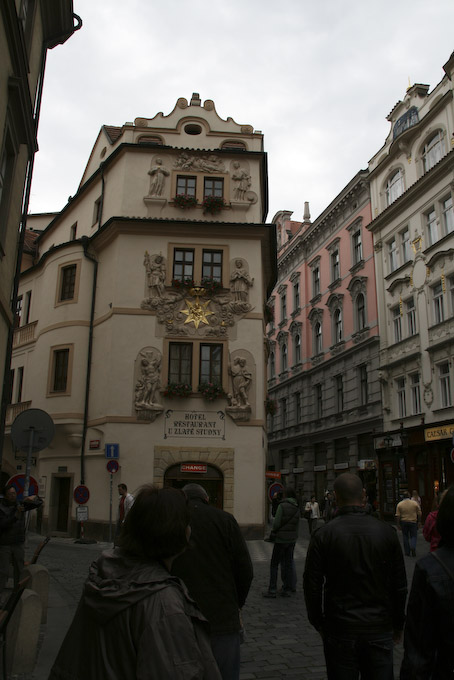 Pragreise (60 von 102).jpg - ein Haus in der Karlsgasse